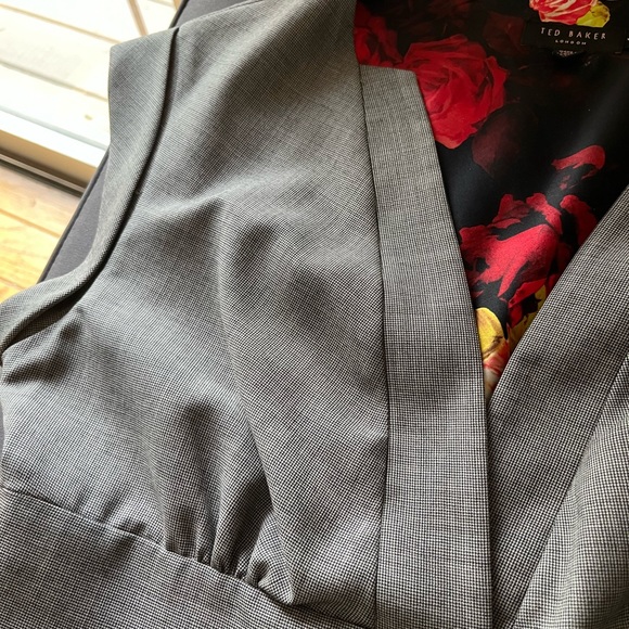 Gorgeous Ted Baker dress, size 1 (US 2) xsmall, excellent condition - Picture 12 of 12